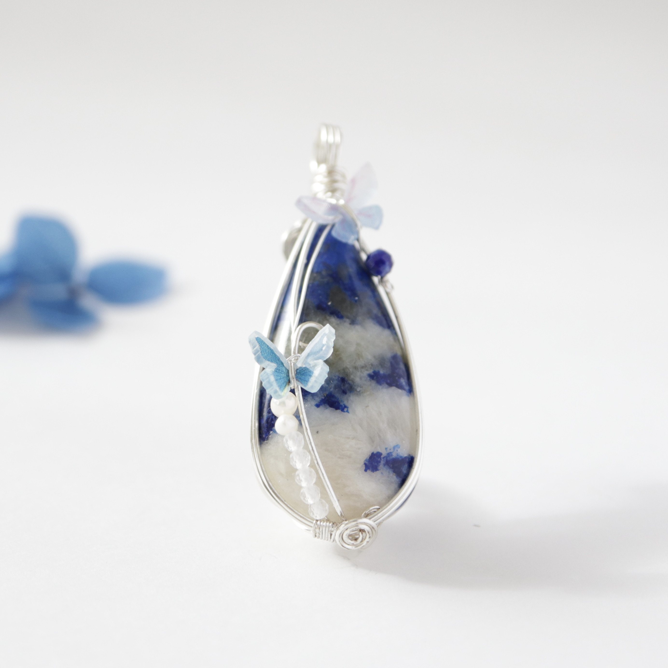 【1点もの】アフガナイト《空に溶ける羽音》｜天然石ペンダントトップ