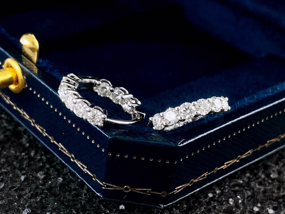 ラボグロウンダイヤモンドフープピアスk18 1401