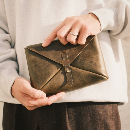 受注制作 レザーポーチ ミニクラッチバッグ 本革 牛革 植物タンニン