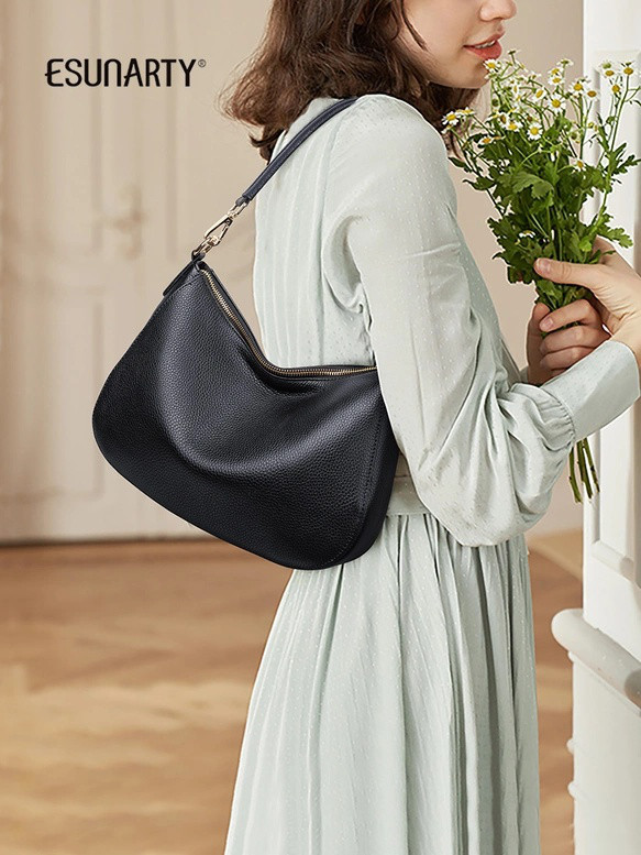 本革のショルダーバッグの女性の2026新型のファッションの百相頭層牛革の皮の女子シングルスの肩の包み柔らかい皮の手を提げ 8,224円