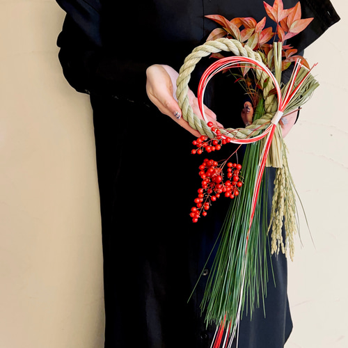 生花 大王松 しめ縄 M 【縁起を呼ぶ大王松のしめ縄飾り 南天と松】南天