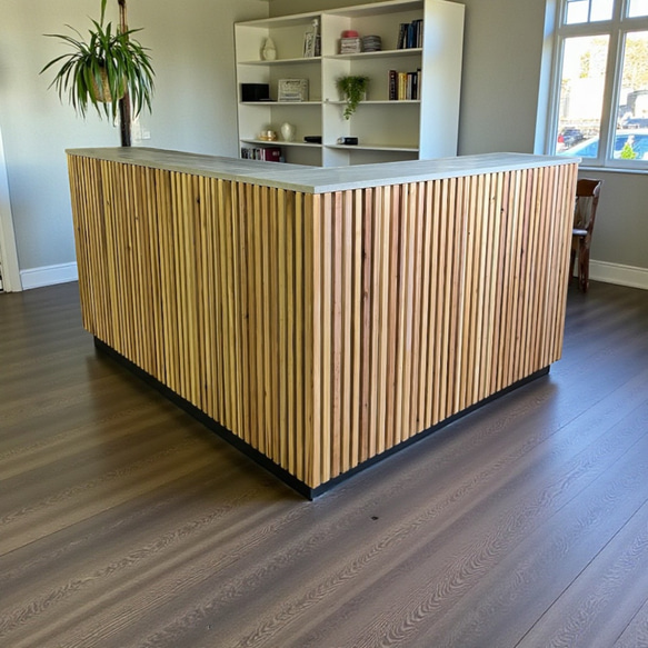 モルタル風＆木の融合　レジカウンター　受付カウンター　レジ台　オフィスカウンター 3枚目の画像