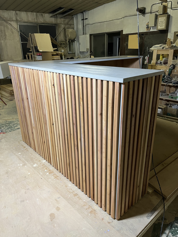 モルタル風＆木の融合　レジカウンター　受付カウンター　レジ台　オフィスカウンター 10枚目の画像