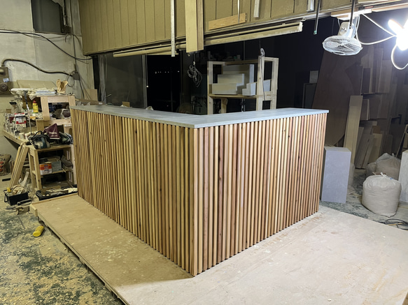 モルタル風＆木の融合　レジカウンター　受付カウンター　レジ台　オフィスカウンター 7枚目の画像