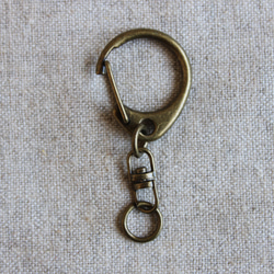 ジャンプしているキツネ木製アクセサリー（セミオーダー） 11枚目の画像