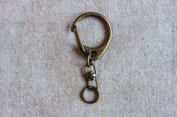 ジャンプしているキツネ木製アクセサリー（セミオーダー） 11枚目の画像