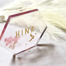 透明　ネームプレート　結婚式の座席札　Welcomeボード　ベビーキッズのフォトアイテム　月齢フォト　記念日アイテム 1枚目の画像