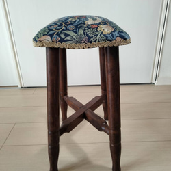 昭和スツール【張替未使用品】ウィリアムモリス・いちご泥棒 3枚目の画像