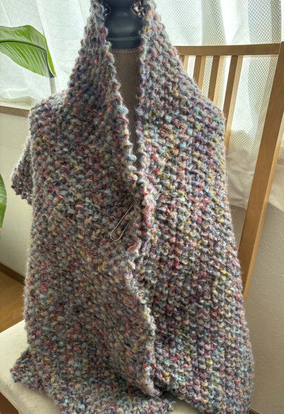 送料無料！１点物！クリスマスギフトにも！『大判でお洒落！イタリアウール使用  ストールピン付き』~くすみカラーミックス~ 1枚目の画像