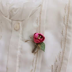 染め布花＊一輪・丸い薔薇のコサージュ 8枚目の画像