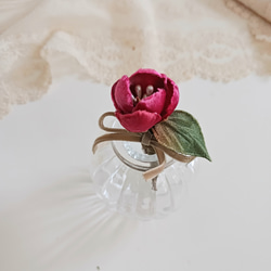 染め布花＊一輪・丸い薔薇のコサージュ 5枚目の画像