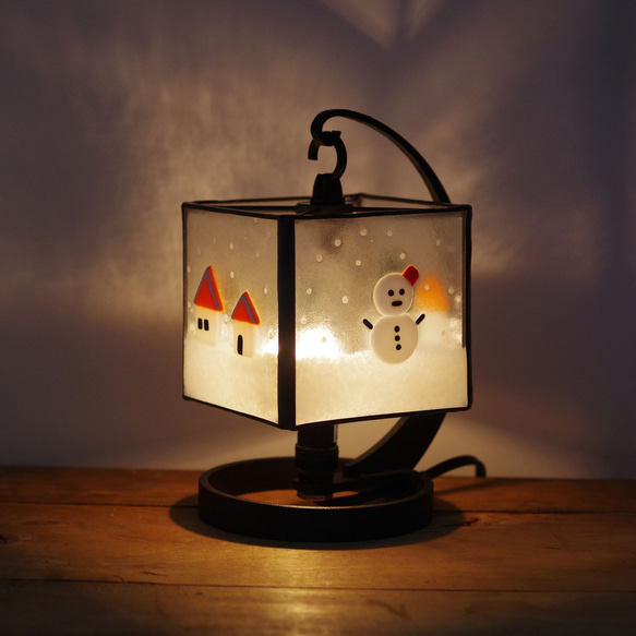 雪だるまステンドグラスランプ 1枚目の画像