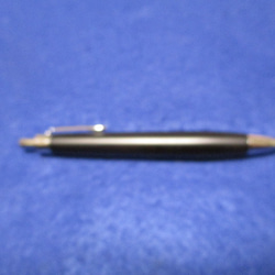 青黒檀　木地仕上げ　ワンピースタイプの木軸ボールペン(シャープペンシル)　 4枚目の画像