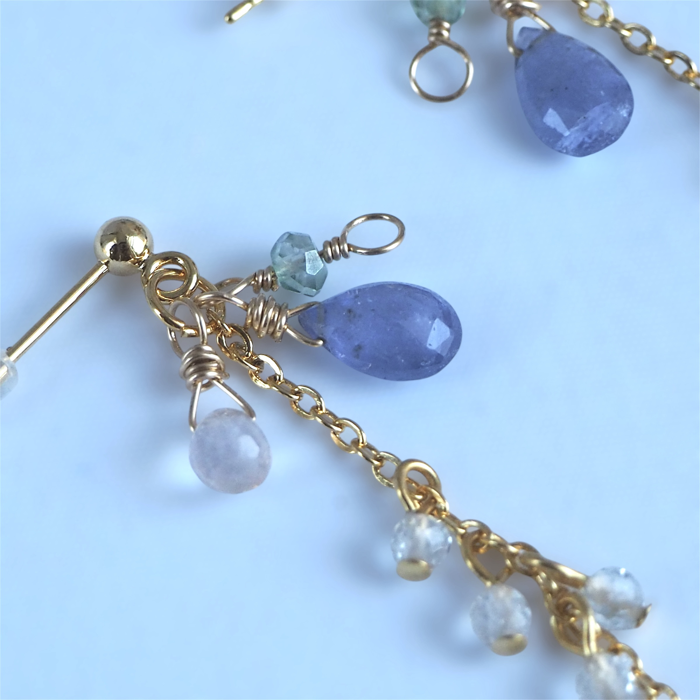 タンザナイトのピアス