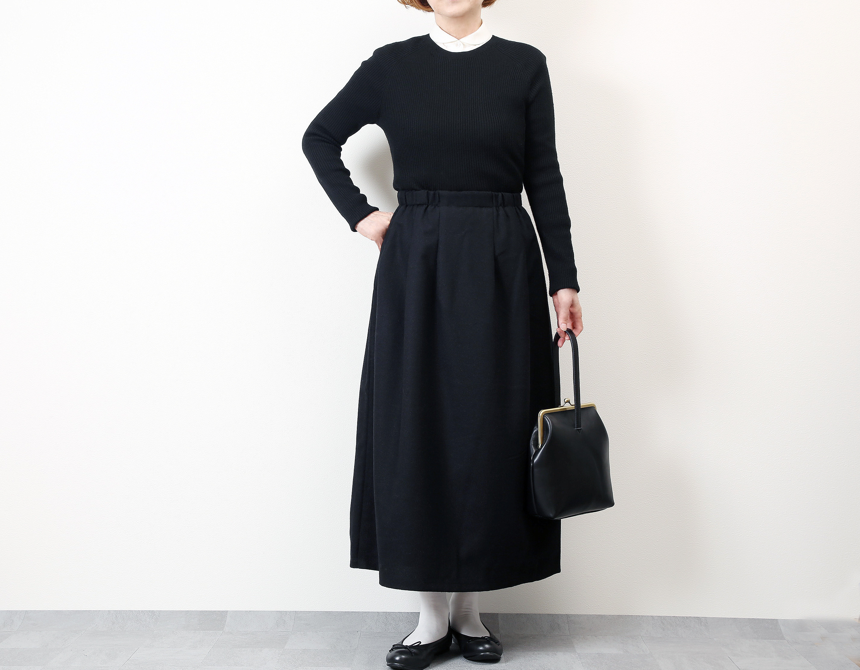 #528タックギャザースカート(ウールエターミン黒)