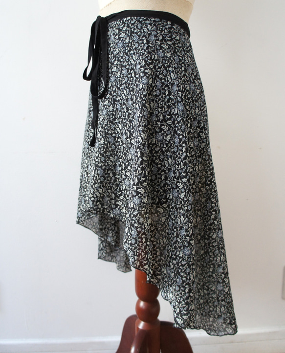 バレエ　ラップスカート[イングリッシュフラワー・ブラック64-119] A185englishflowerbBK 8枚目の画像