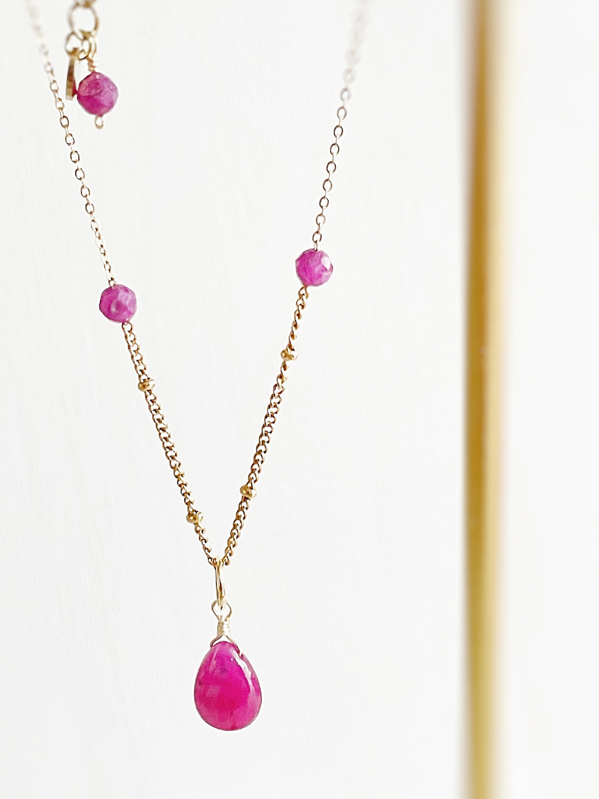 〈7月誕生石〉ルビーの天然石ネックレス｜誕生日プレゼント・ギフトに