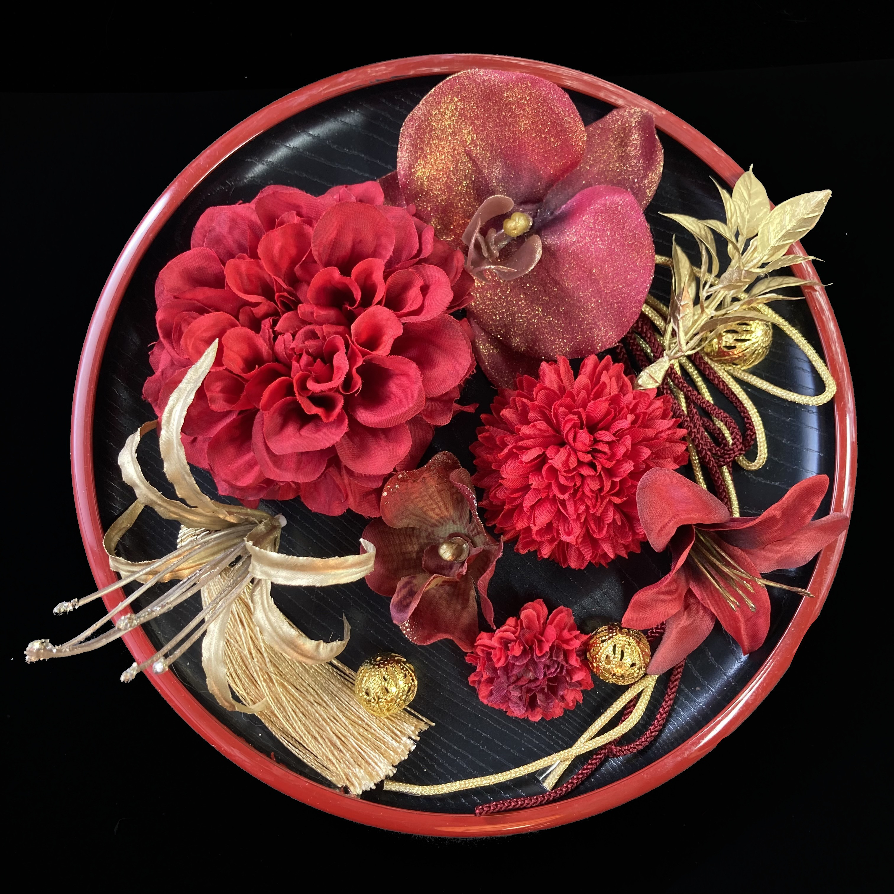 赤と金 胡蝶蘭 百合　カサブランカ　A　髪飾り  　選べる タッセル 結婚式 着物 成人式