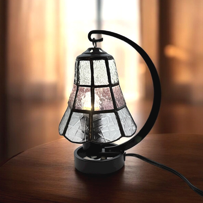 ステンドグラスランプ  ラッパ型（小）ﾊﾟｰﾌﾟﾙNo,3026