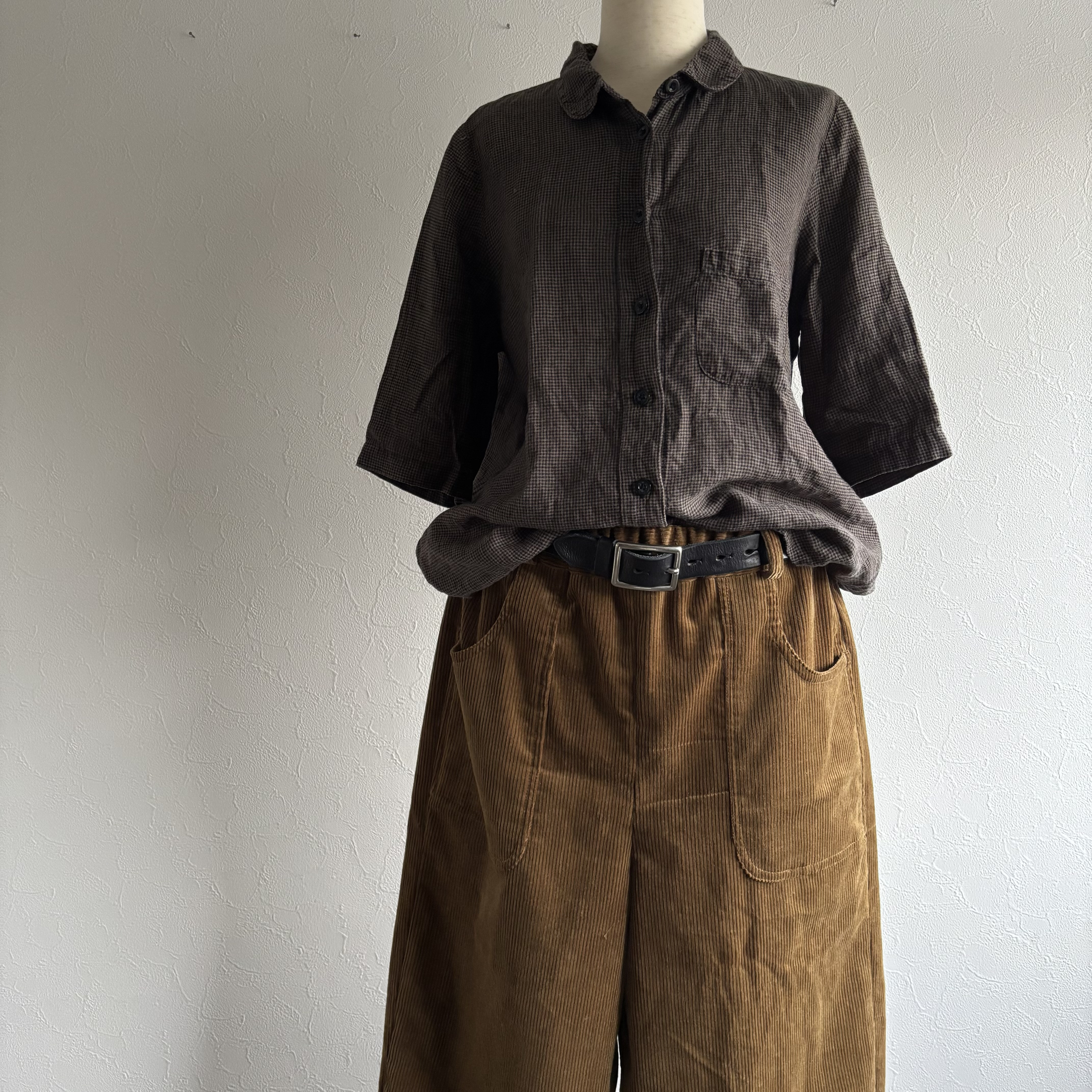 あったかコーデュロイの太パンツ