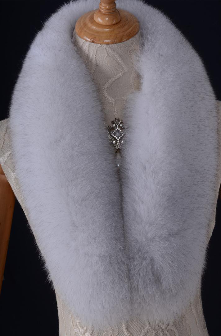 ☆新品限定☆フォックスファー マフラー☆/毛皮 リアルファー