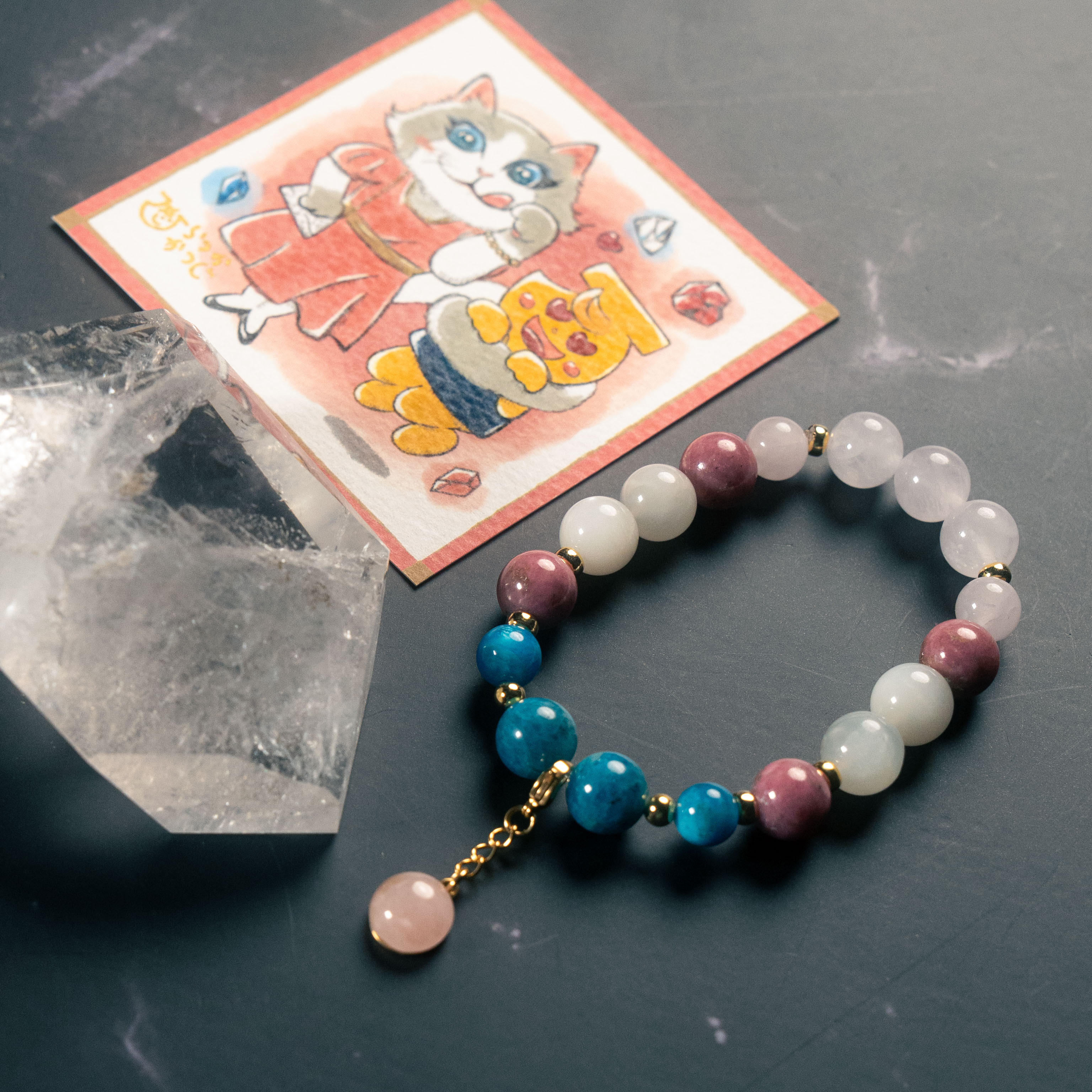 【魅惑のラグドール】ロードナイト×アパタイト×ローズクォーツ×ムーンストーン 愛の天然石ブレスレット