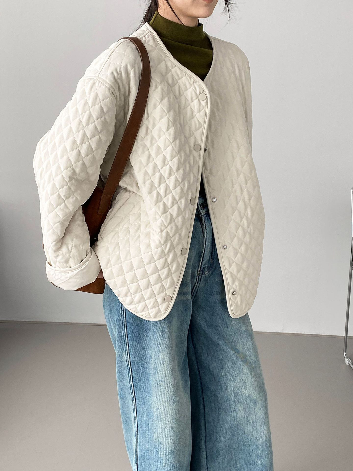 秋冬レディースクルーネック ダイヤ柄 ドローコードウエスト 中綿ジャケット【返品・交換可】品質最優先25-566