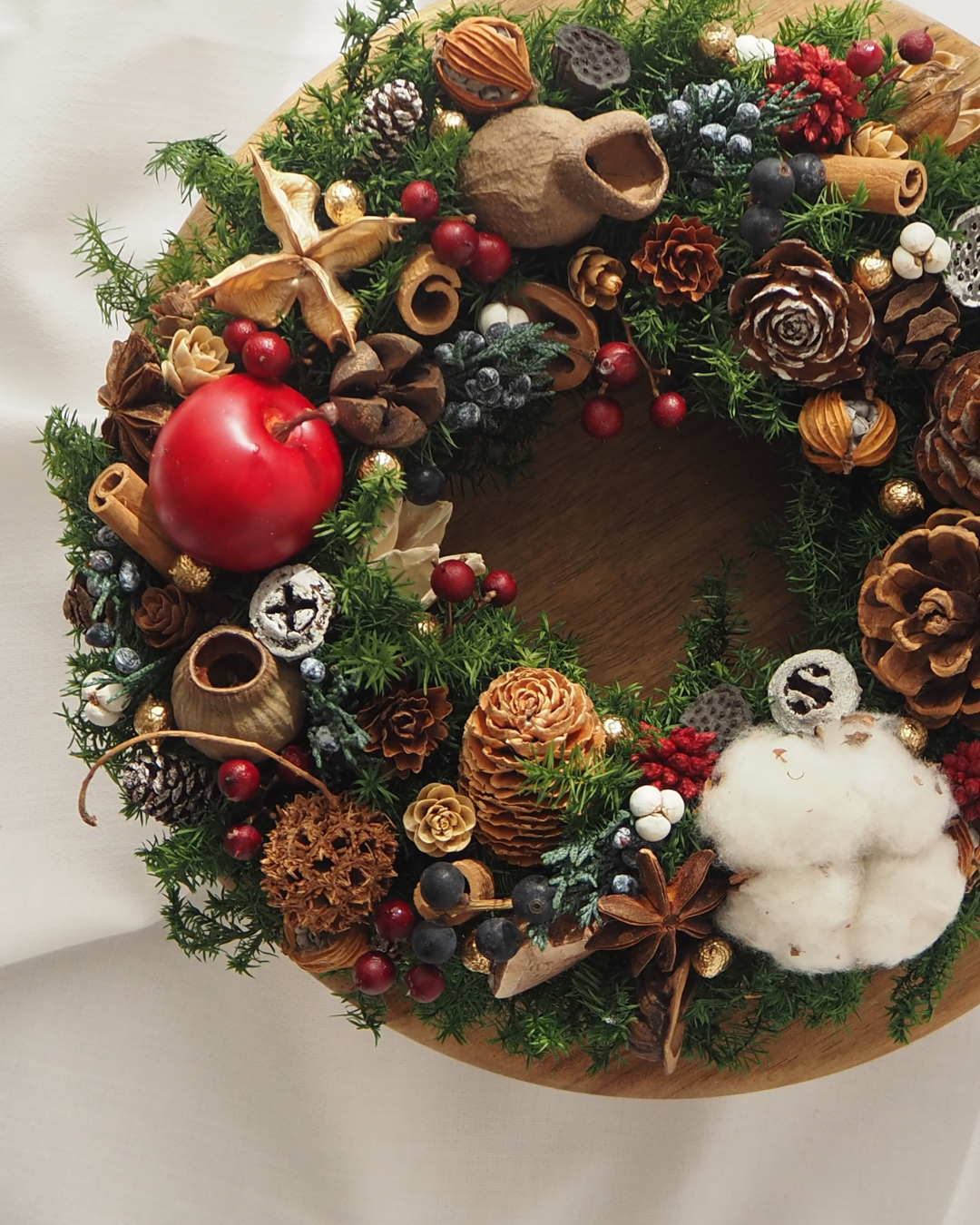 森を飾る祝福のリース/ブリザーブドフラワー25㎝