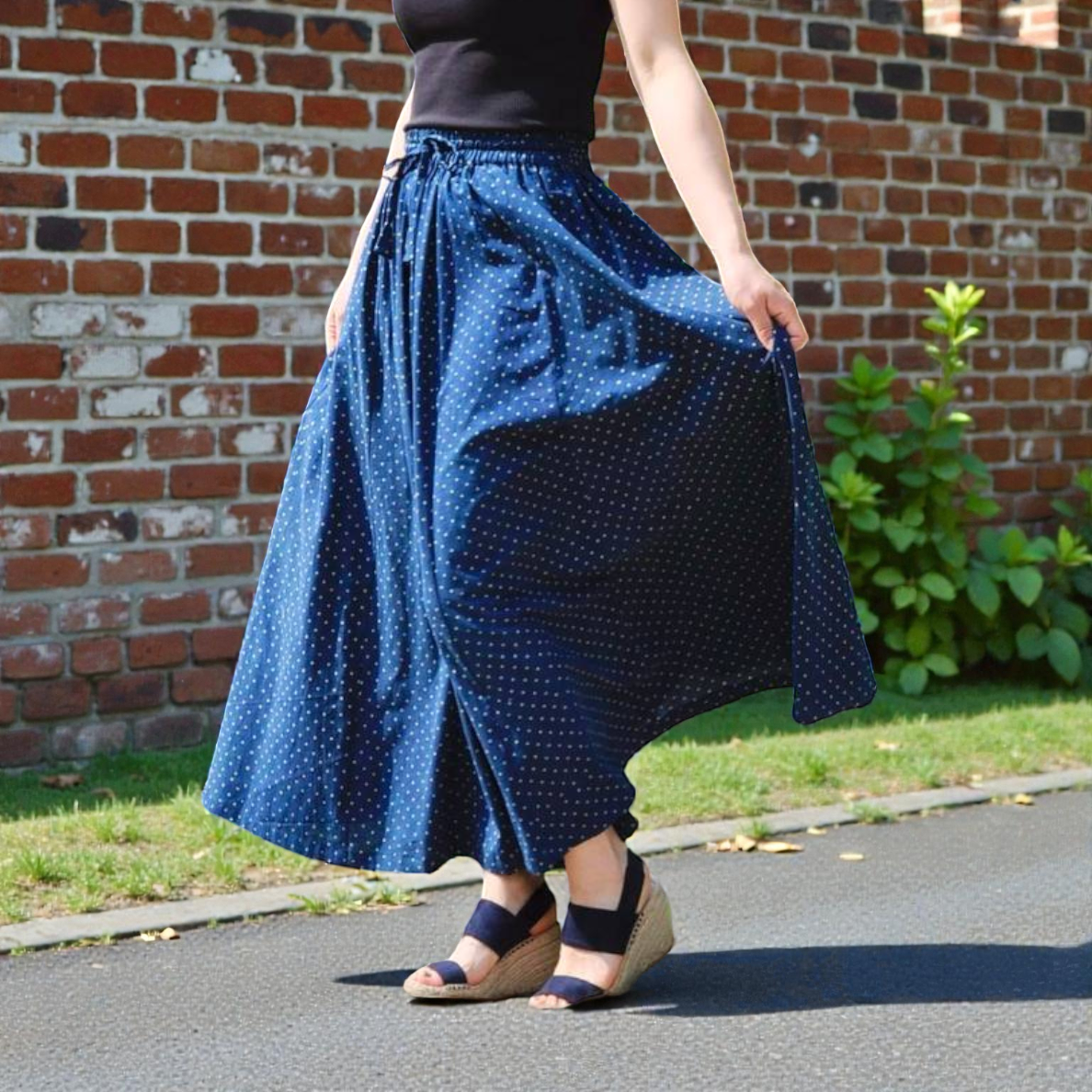 フレアロングスカート Mサイズ 　アジュラクプリント