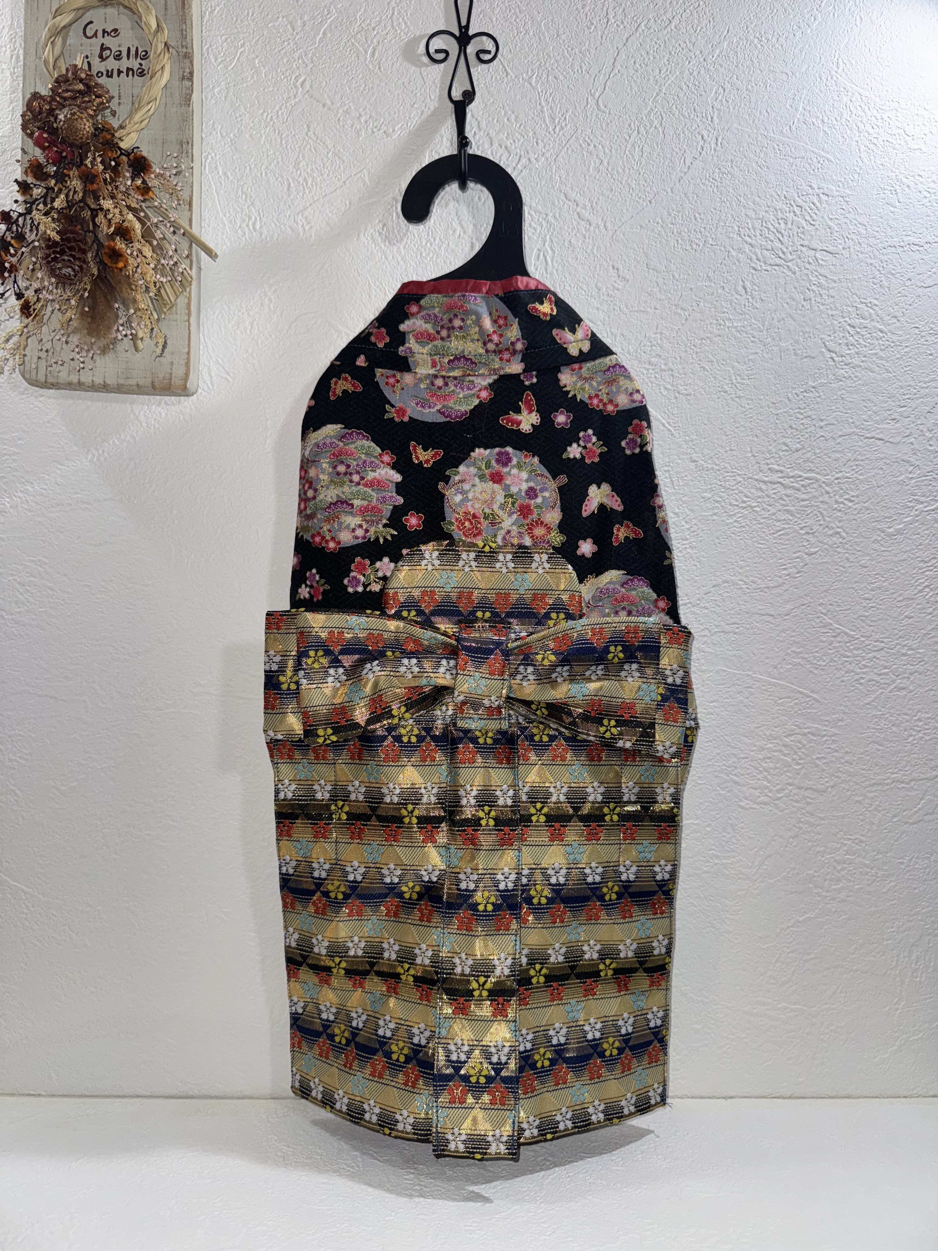 ✨【ダックスサイズ】黒地×金襴の豪華犬用着物＊お正月・初詣・晴れの日に