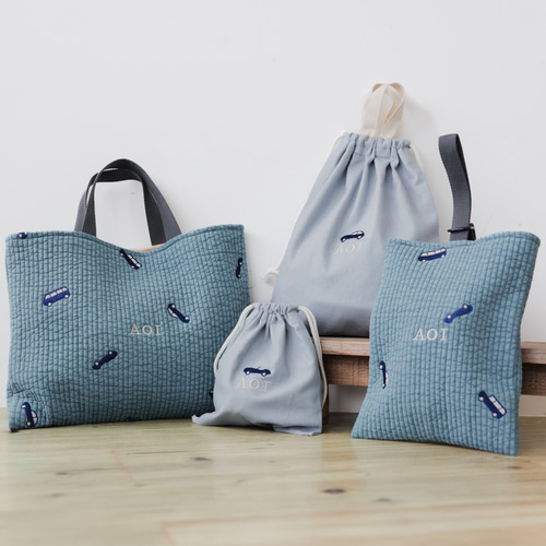 くるま とブルー が好き。名入れできる入園入学セット。ぼく、わたし