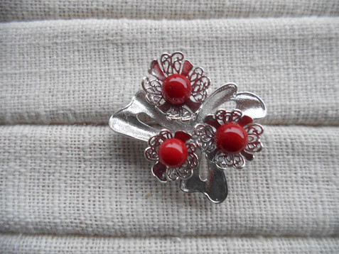 赤珊瑚ブローチ　SILVER925
