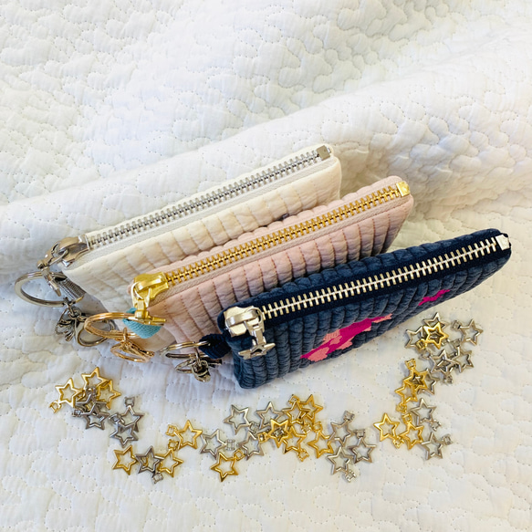 おとぼけだいなそーと綺羅星　選べるコインケース　H9W12.5 ヌビポーチ　ミニポーチ　星刺繍　星チャーム　恐竜ベイビー 5枚目の画像