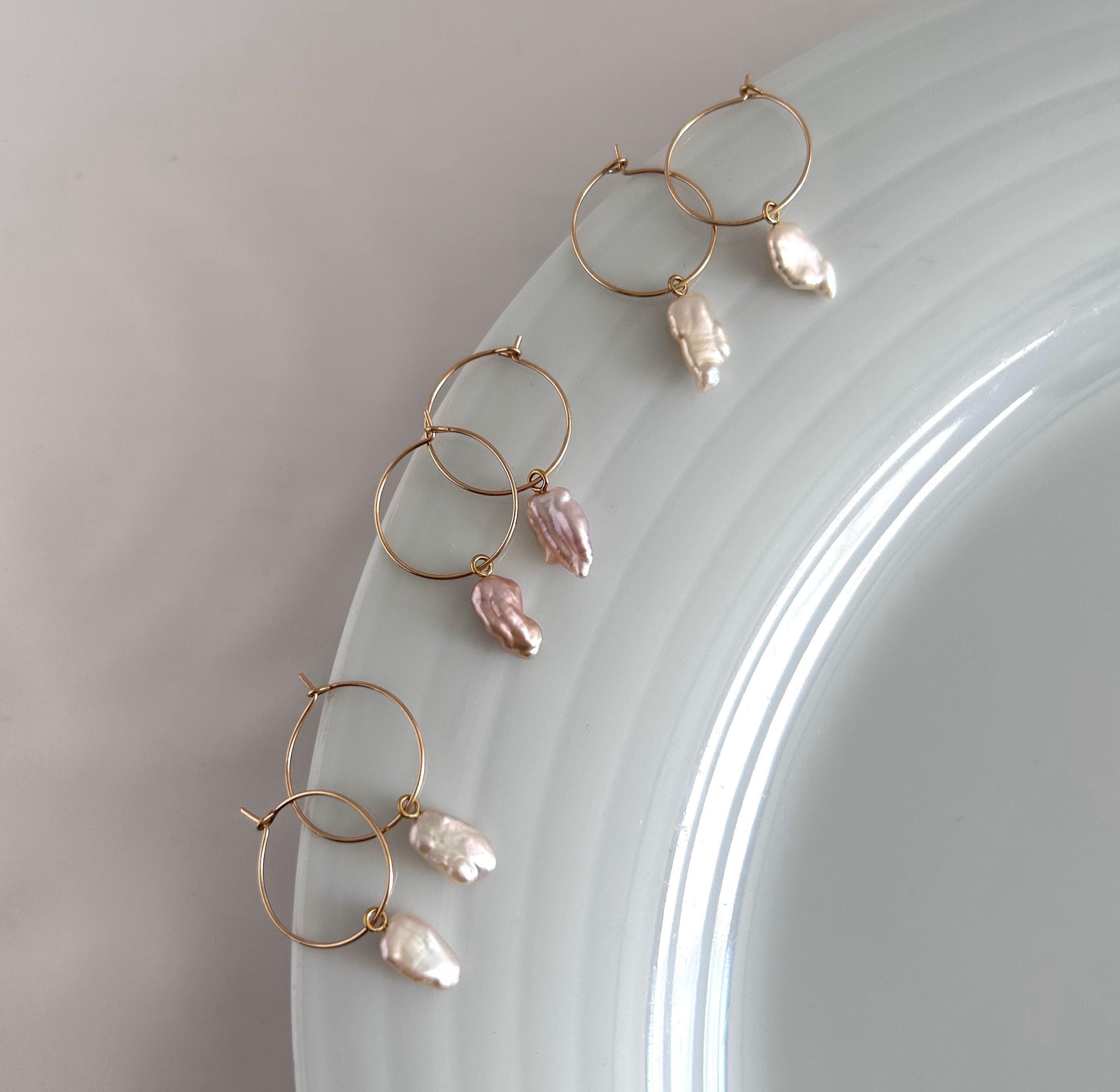 琵琶湖真珠フープピアス(細)　パール　ゴールド　琵琶湖真珠　琵琶湖パール　国産　国産淡水真珠