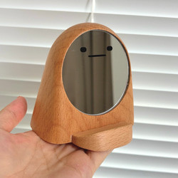 鏡の妖精 ボーちゃん ミラー付スマホスタンド 卓上 ミニ 木製 TOSMU 6枚目の画像