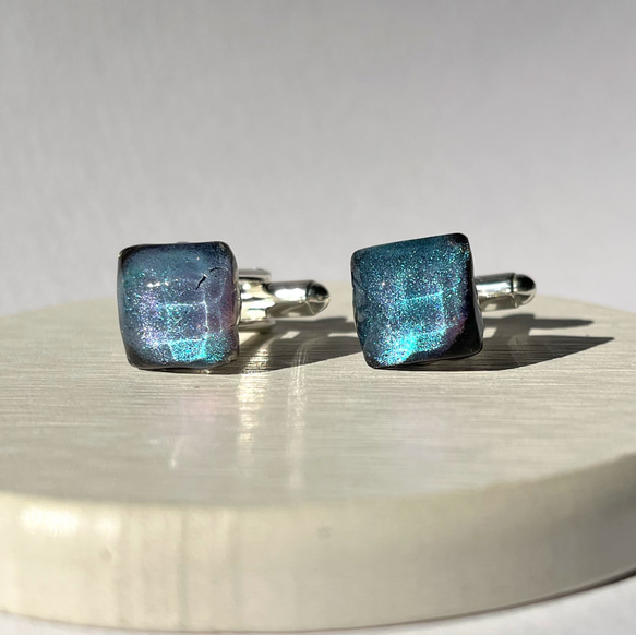 アクアリオンストーン鉱石カフス☆ / 海   / レジン / ファンタジー / メンズ / 父の日 1枚目の画像