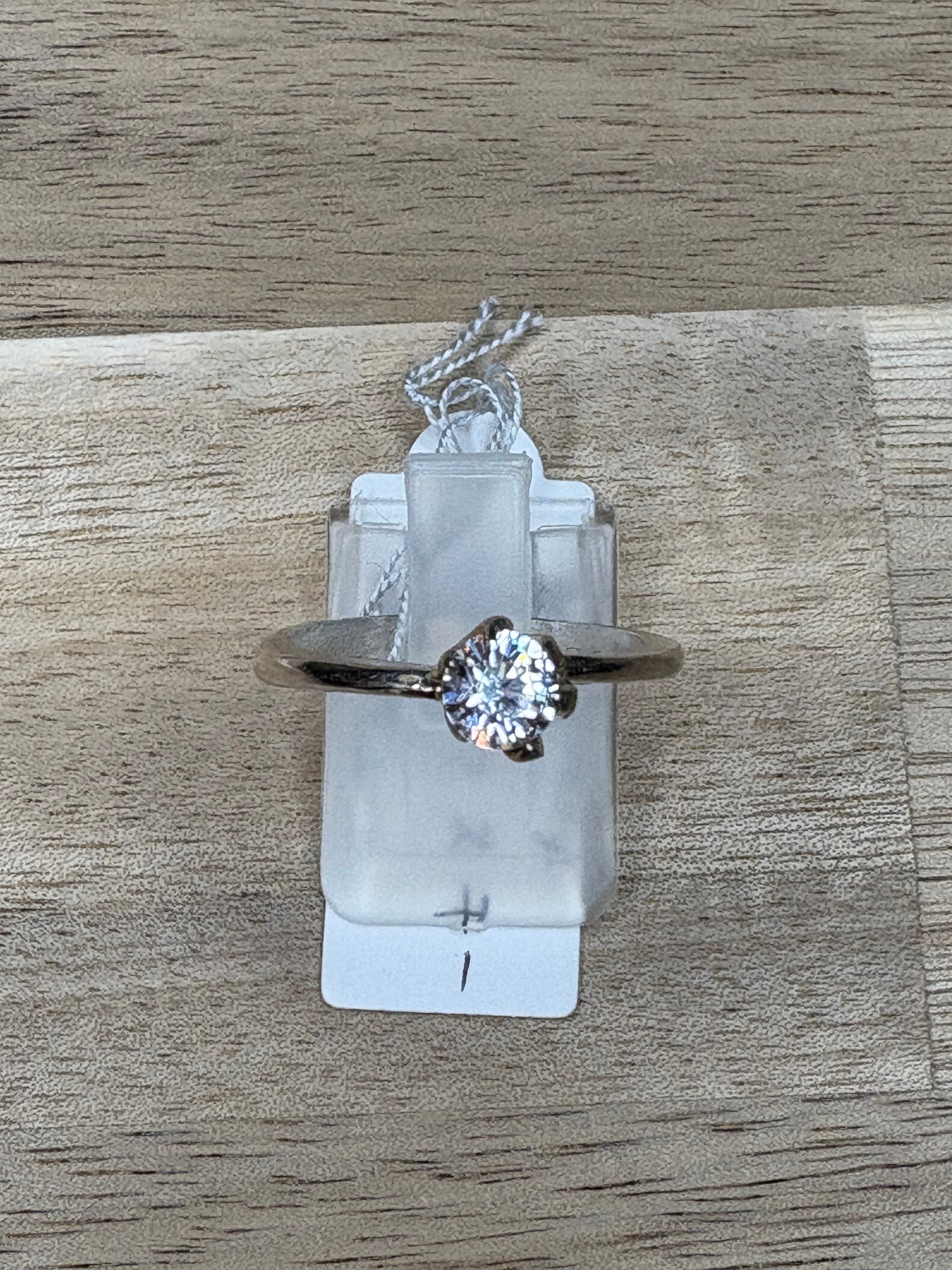 【一点物】ジルコニア縦爪リング