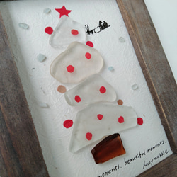 シーグラスアート　クリスマス　クリスマスツリー　雪　白　壁掛け　コラージュ　イラスト　アート 3枚目の画像