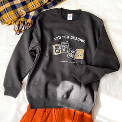 【預計12月下旬出貨】茶包圖案抓絨衛衣（煙黑色）| 長袖 第1張的照片