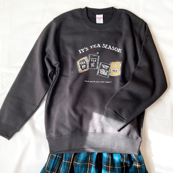 【預計12月下旬出貨】茶包圖案抓絨衛衣（煙黑色）| 長袖 第3張的照片