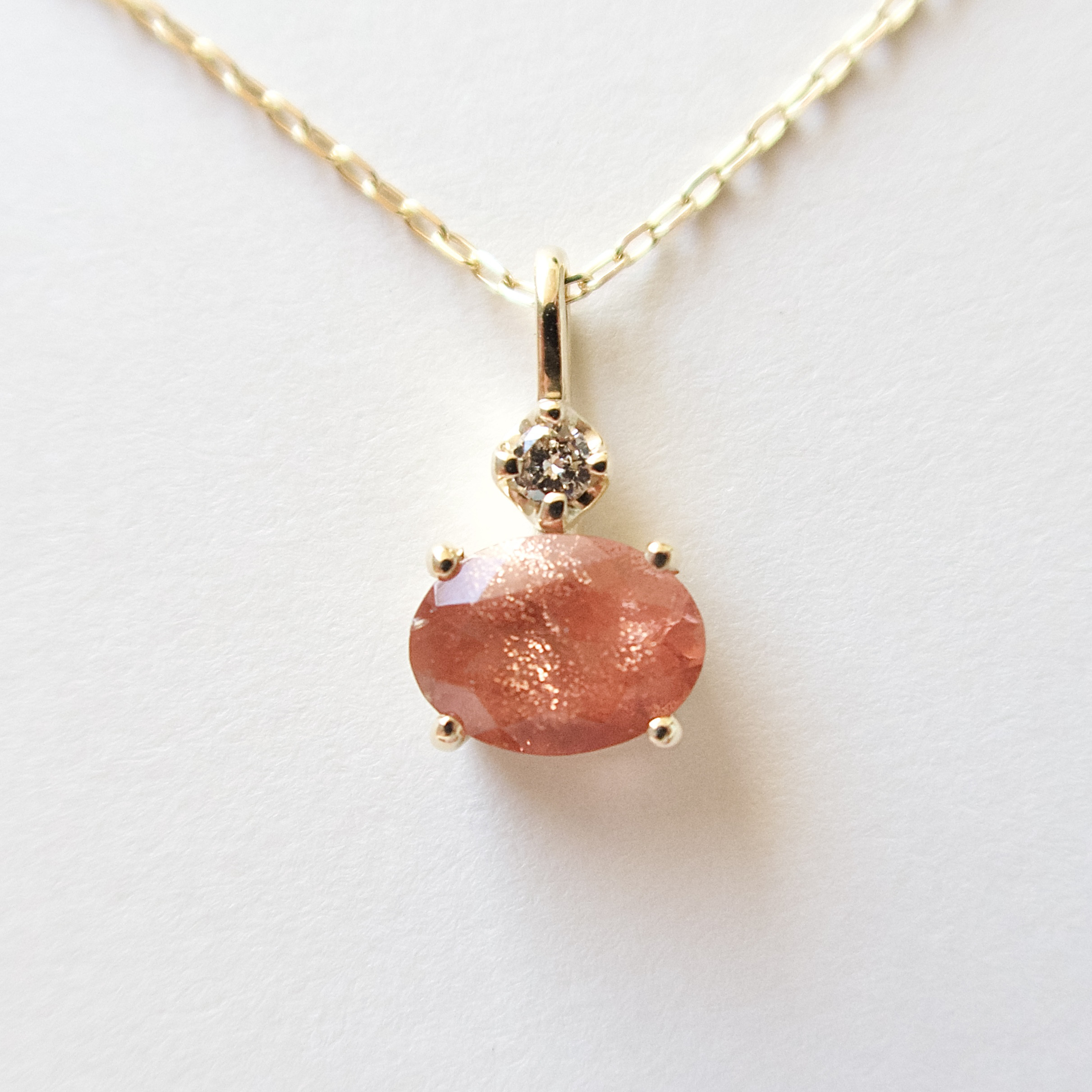 《オレゴンサンストーン｜Oregon Sunstone》＋ダイヤモンド・K10ゴールド／天然石ネックレストップ・完成品