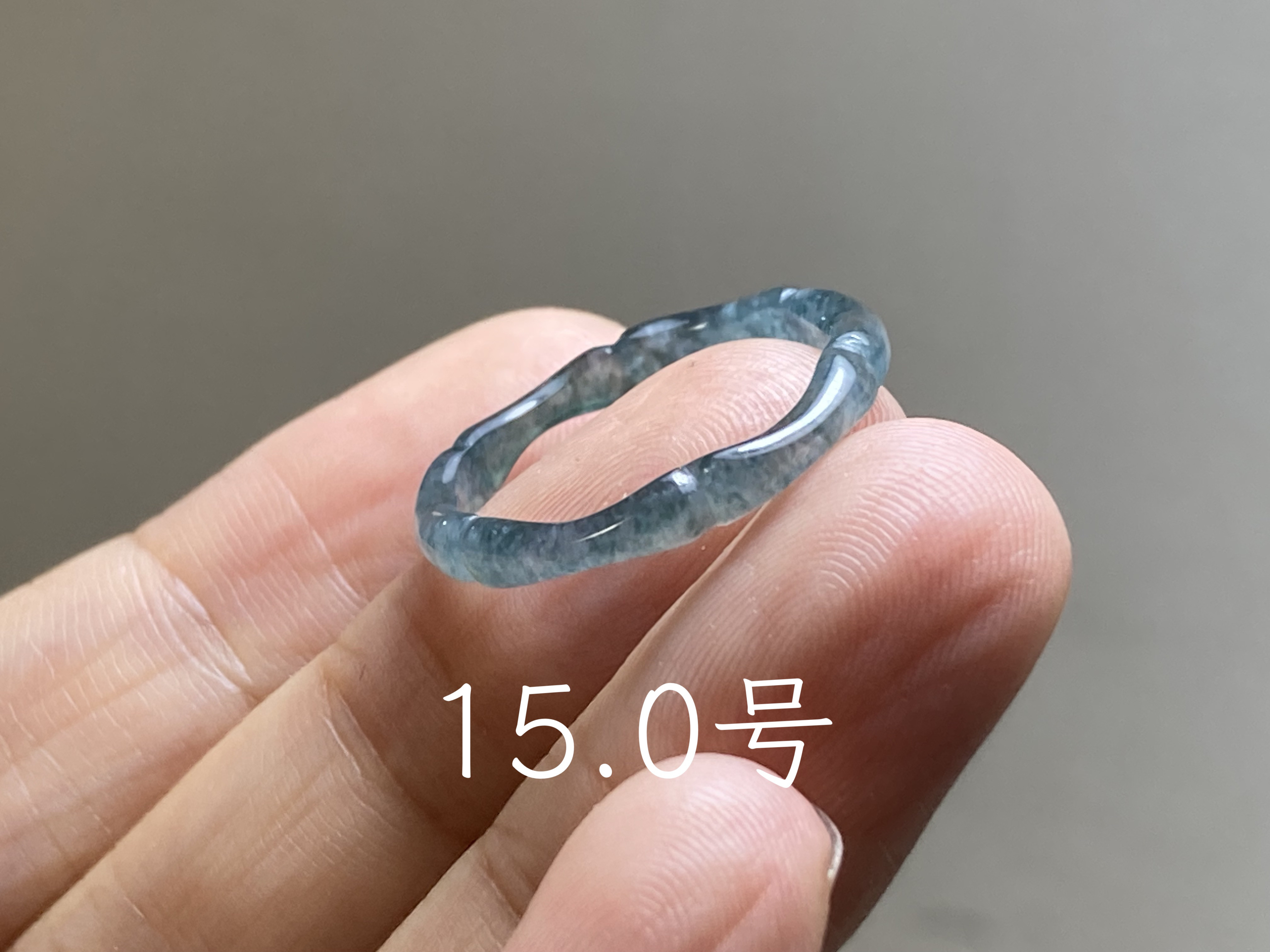 L15-68 氷種 竹節 リング 青色 15.0号 グアテマラ産 A貨 本翡翠 くりぬき