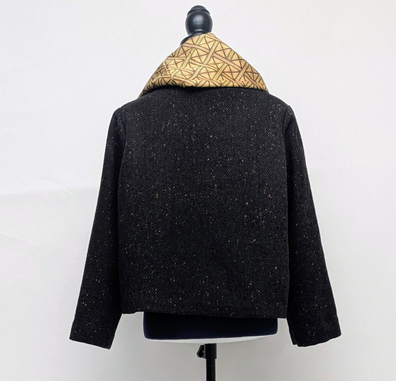 【sale】着物リメイク ショートジャケット ウールの洋服生地×小紋 スヌード付き