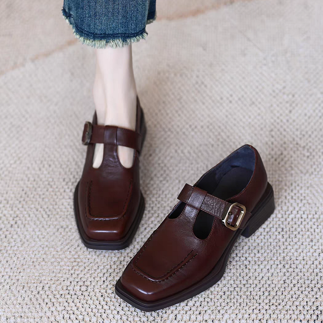 職人技が光るTストラップシューズ。Tストラップ ヒール パンプス レディース靴 厚底軽量レディース靴 抜け感 ベーシック