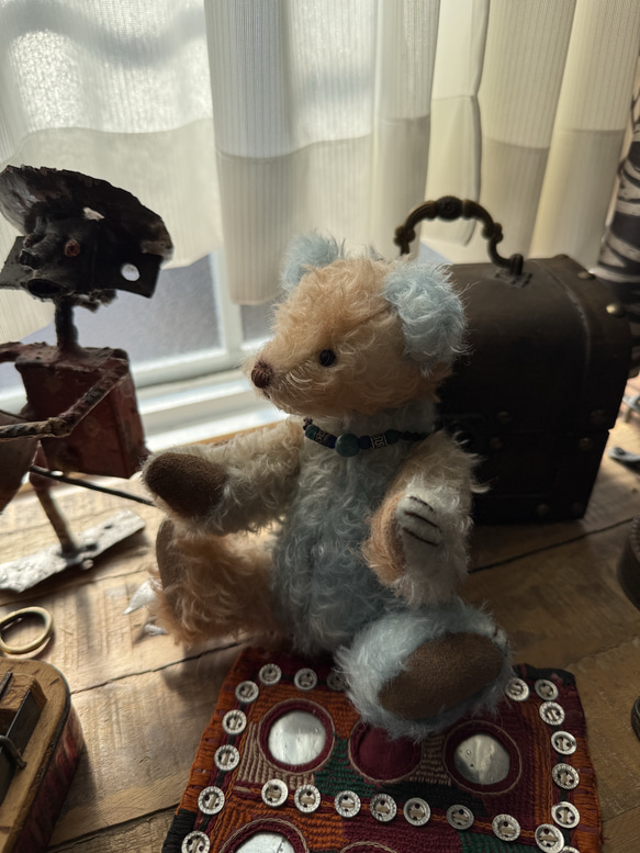 手染めモヘアのテディベア 2枚目の画像