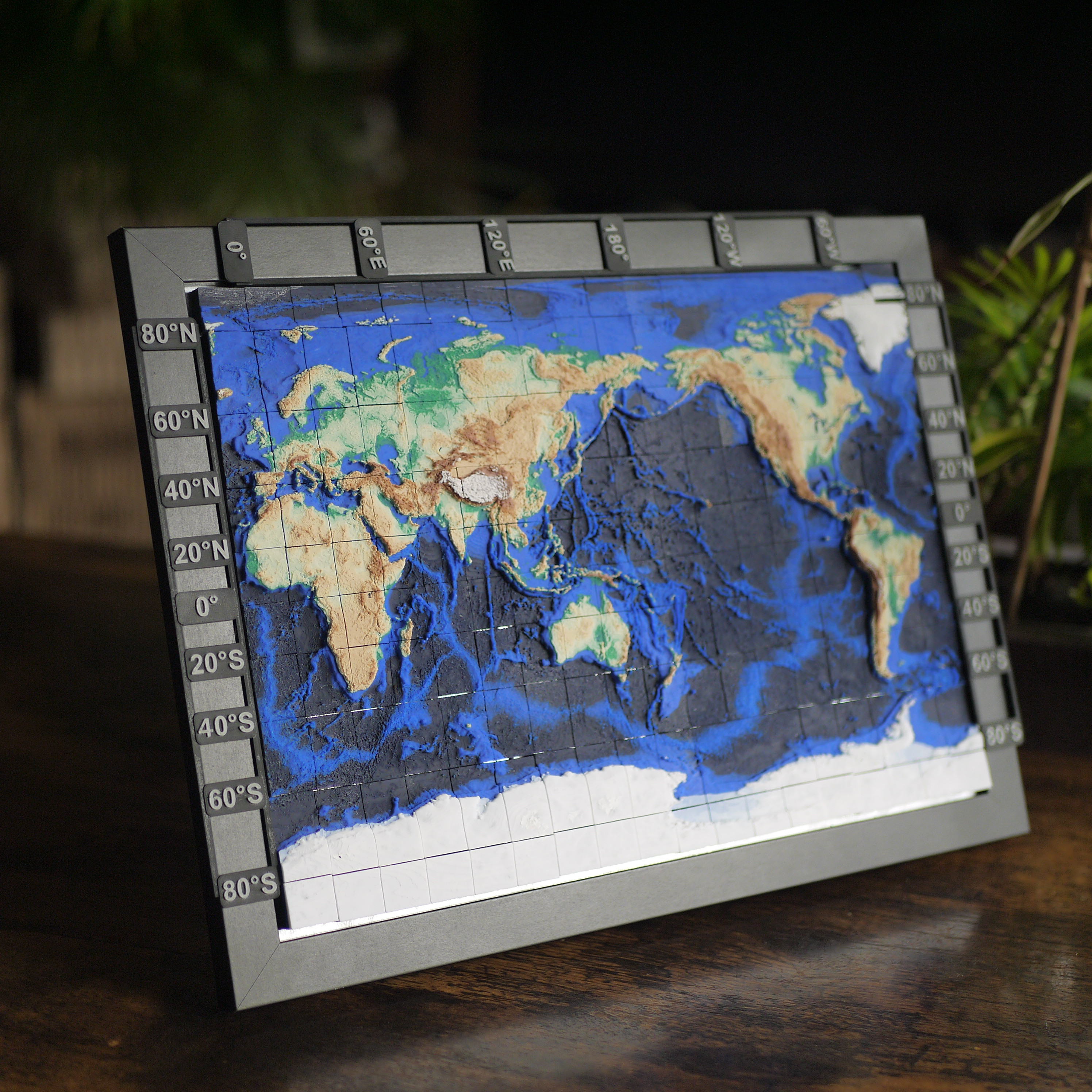 【学習＆インテリア】磁石で自由に組む 3D立体世界地図パズル（A4 / 180ピース / アジア・欧州版対応）