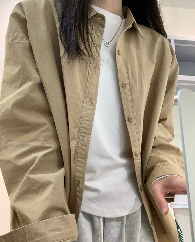 【着回し最強】ベーシックカラー✨ ゆったり オーバーサイズ シャツ ブラウス (カーキ)