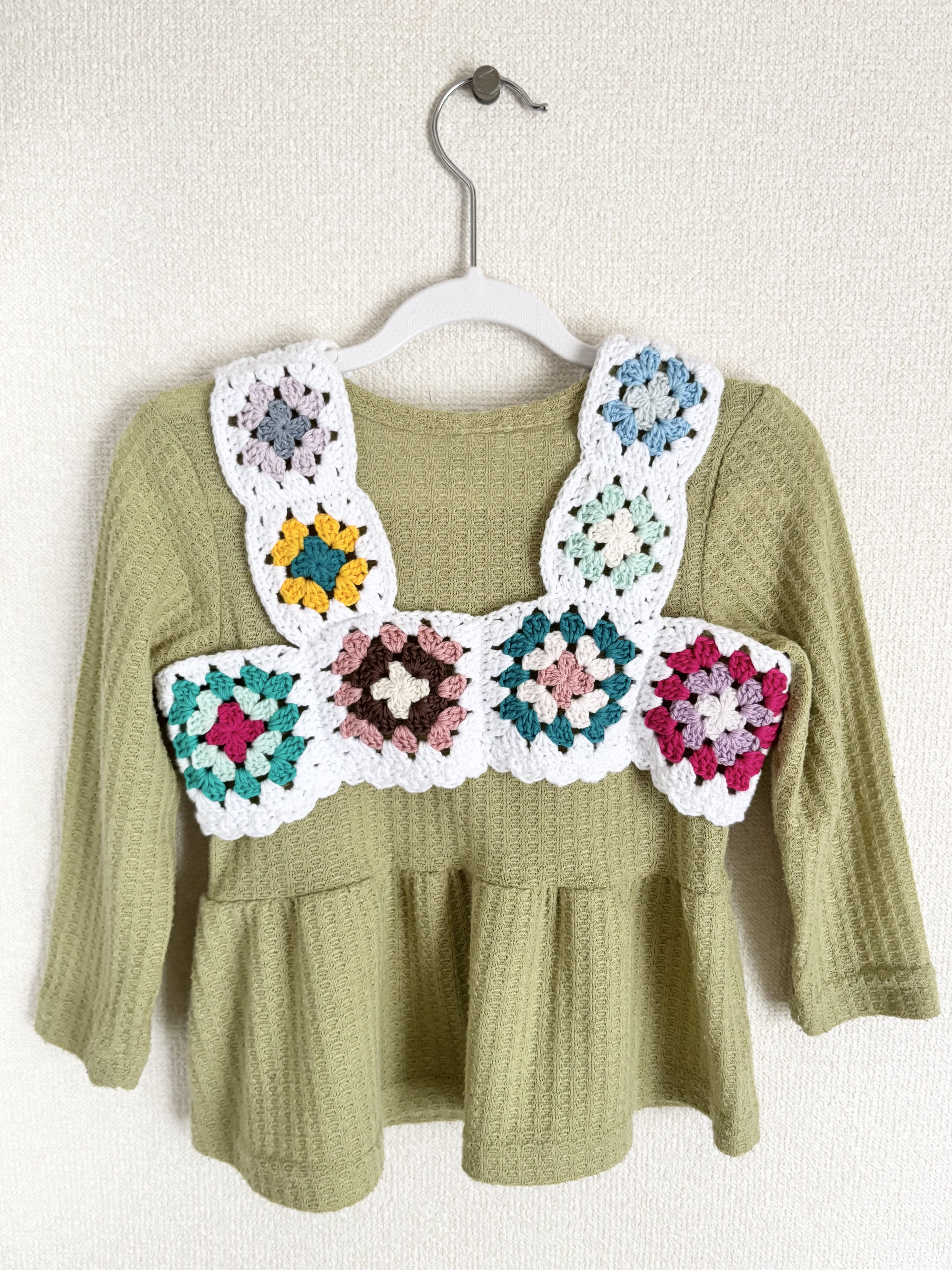 ビスチェ コットン かぎ針編み カラフル×白カラー グラニースクエアデザイン