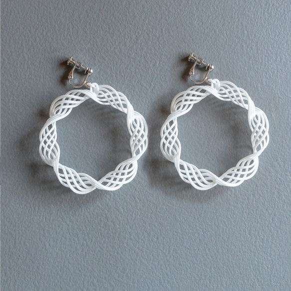 クランツ　ピアス・イヤリング　白 7枚目の画像