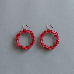 クランツ　ピアス・イヤリング　赤 1枚目の画像